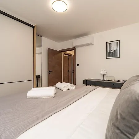 Διαμέρισμα Star Boulevard Ζαντάρ